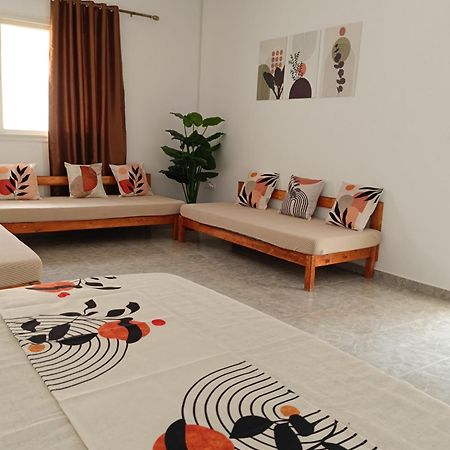 Sawsen Ghar El Melh Apartment Bagian luar foto