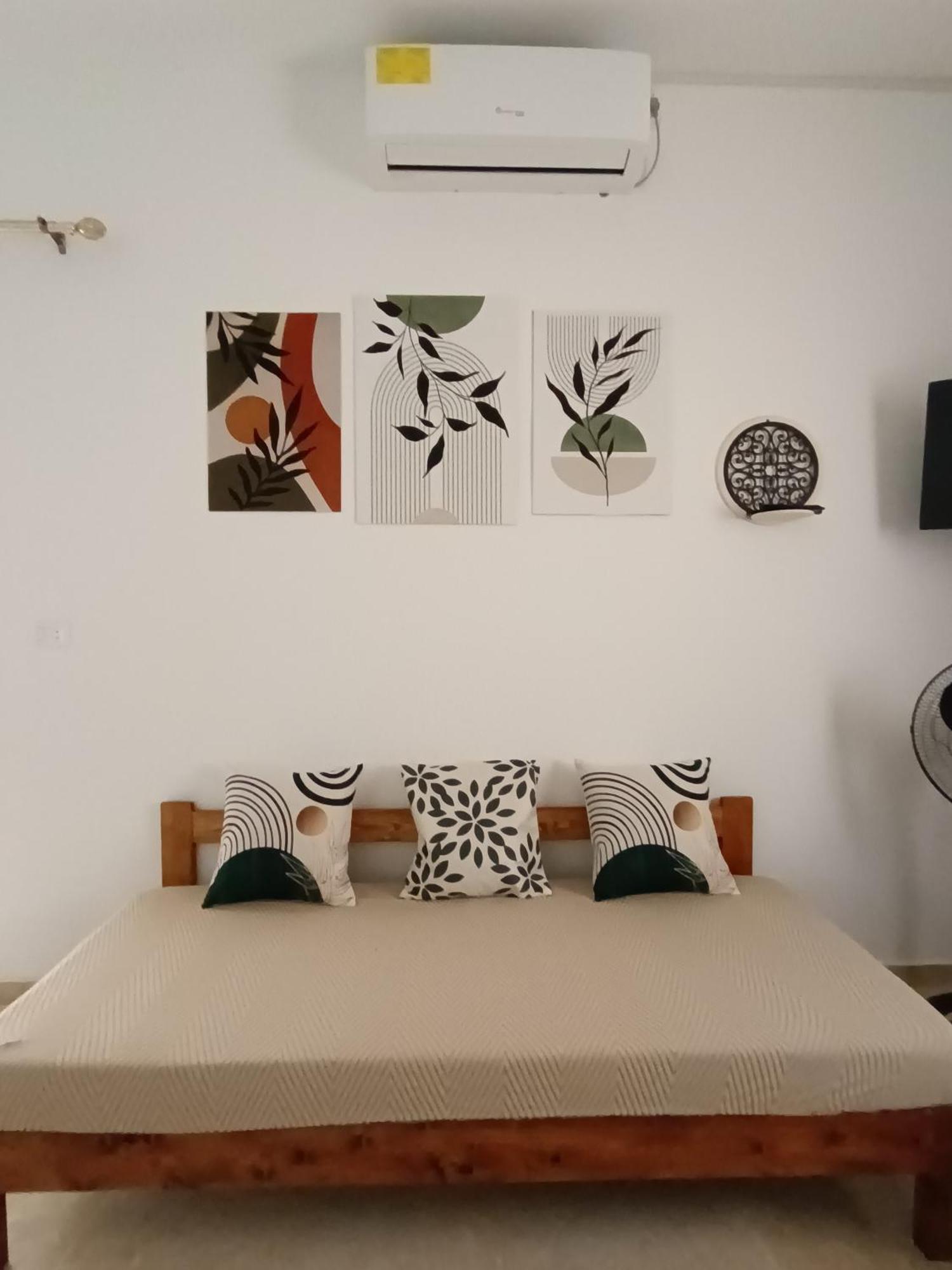 Sawsen Ghar El Melh Apartment Bagian luar foto
