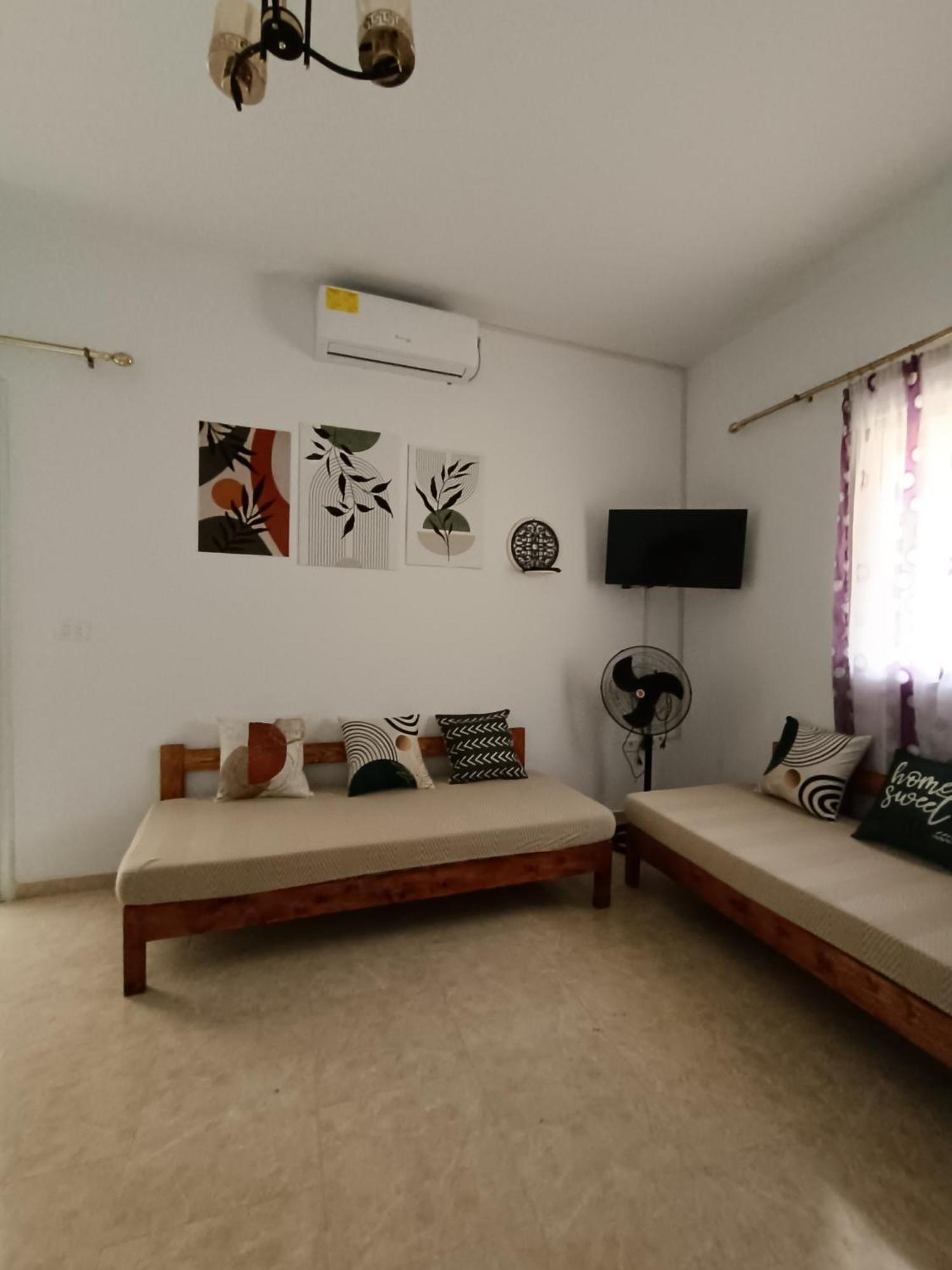 Sawsen Ghar El Melh Apartment Bagian luar foto